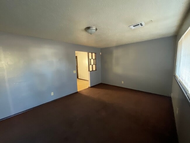 3200 Dentwood Terrace in Del City, OK - Building Photo - Building Photo