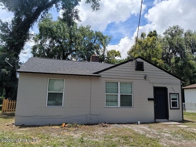 property at 2542 Wilcox Ct