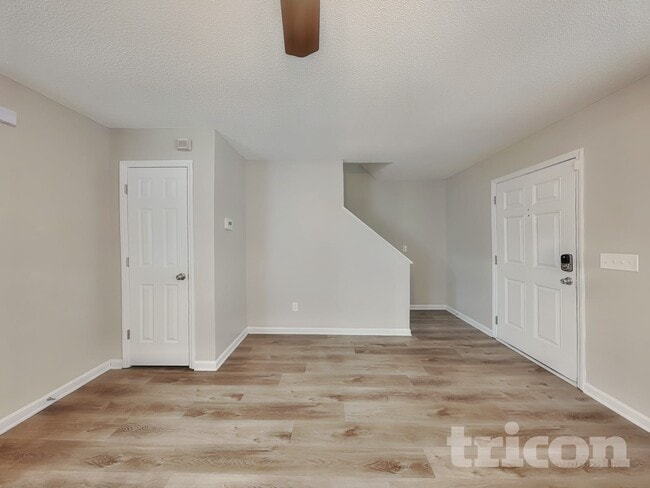 5709 Bryanstone Pl, Unit 5713 Cypress Creek Drive-201 in Raleigh, NC - Building Photo - Building Photo