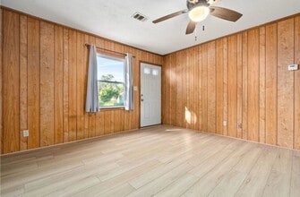 806 S 11th St in Lanett, AL - Building Photo - Building Photo