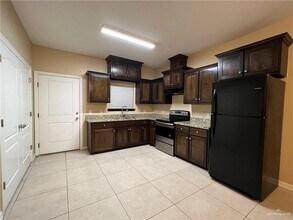 2506 E Garfield Ave-Unit -3 in Alton, TX - Building Photo - Building Photo