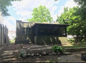 620 Berkley Rd in Indianapolis, IN - Building Photo