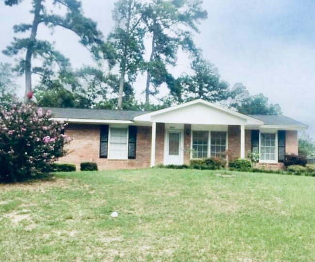 property at 2318 Burnside Dr