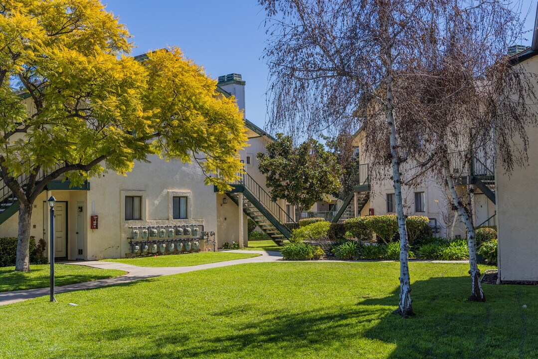 West Star Properties in El Cajon, CA - Foto de edificio