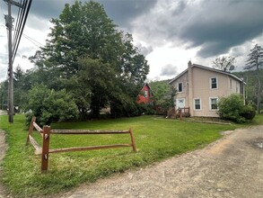 334 Main St in Apalachin, NY - Building Photo - Building Photo