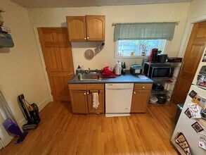 17 Bay, Unit 1R in Cambridge, MA - Foto de edificio - Building Photo