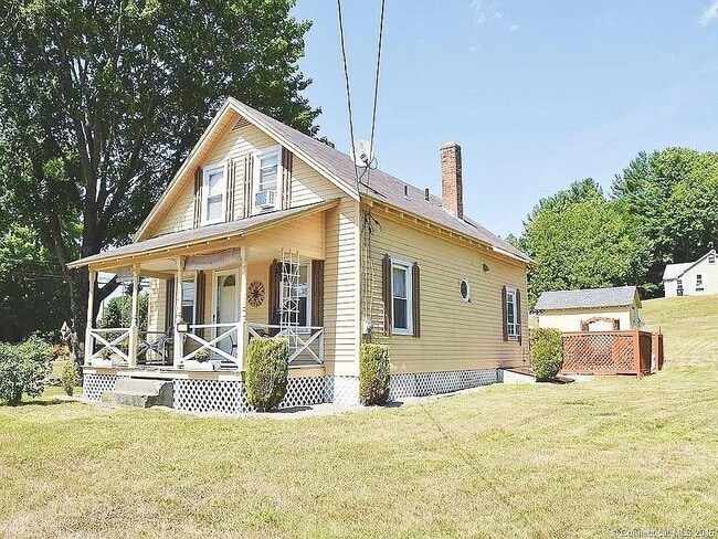 890 Stafford Rd in Mansfield, CT - Building Photo - Building Photo