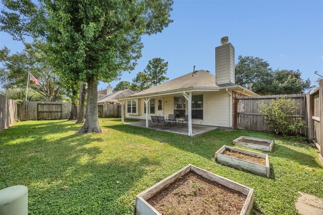 property at 3828 Landon Park Dr