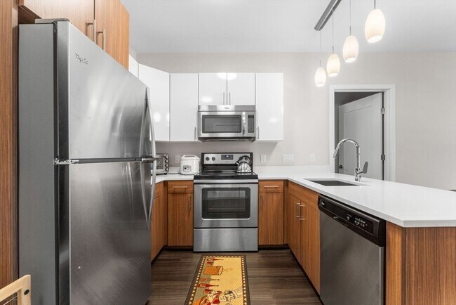 property at 999 Hancock St