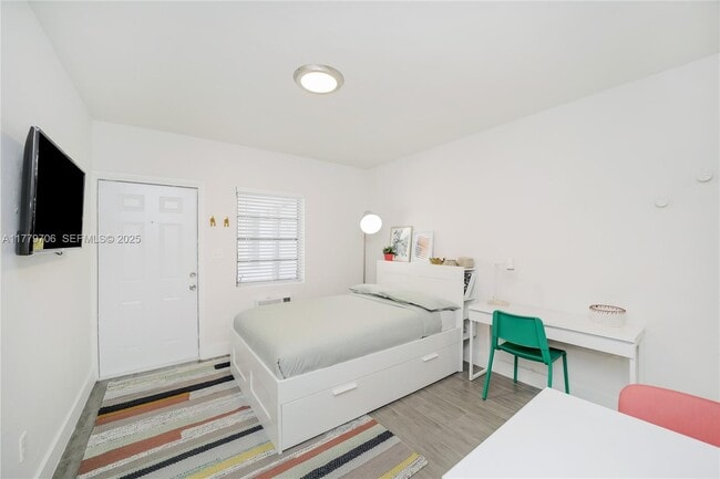 770 NE 123rd St in North Miami, FL - Building Photo - Building Photo