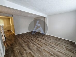 8834 Long Beach Cir in Atlanta, GA - Building Photo - Building Photo