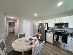 241 Southwind Blvd in Wilmington, OH - Building Photo - Building Photo