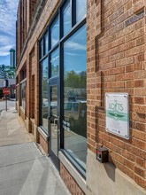 The Lofts at SS/150 in Asheville, NC - Foto de edificio - Building Photo