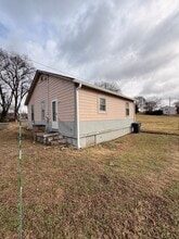958 Strouse Ave in Nashville, TN - Foto de edificio - Building Photo