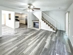 1300 NW Willow Dr in Grain Valley, MO - Building Photo - Building Photo