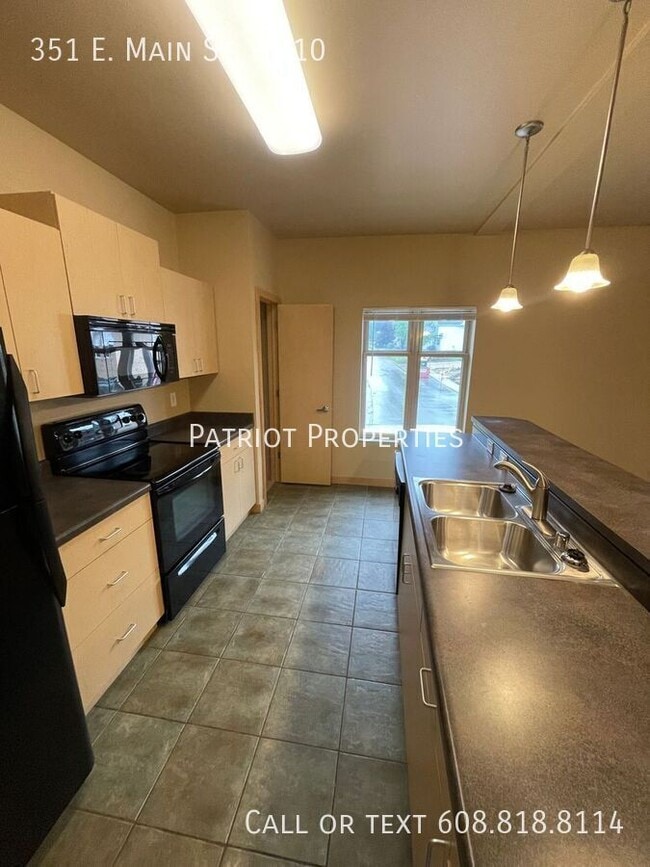 351 E Main St