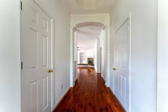 7211 Cambridge Cove Cir in Missouri City, TX - Building Photo - Building Photo