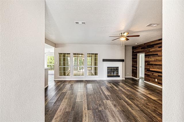2131 Post Wood Ln in Arlington, TX - Building Photo - Building Photo