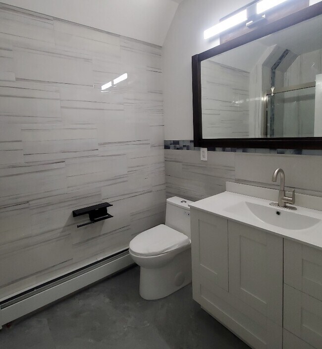 232 1st St in Jersey City, NJ - Building Photo - Building Photo