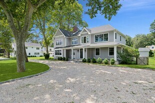 24 Indian Run in East Quogue, NY - Building Photo