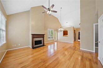 726 Gardenside Cir SE in Marietta, GA - Building Photo - Building Photo