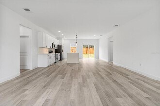 324 Marion Oaks Trail in Ocala, FL - Building Photo - Building Photo