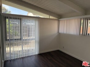 3355 Kallin Ave in Long Beach, CA - Building Photo - Building Photo