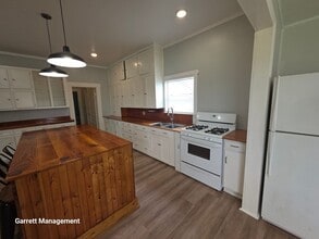 337 County Rd 2435 in Lometa, TX - Building Photo - Building Photo