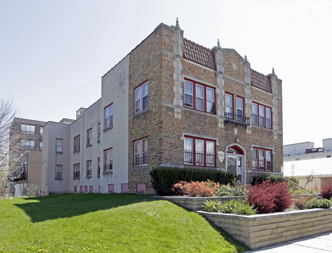 1922 N Palmer in Milwaukee, WI - Foto de edificio - Building Photo