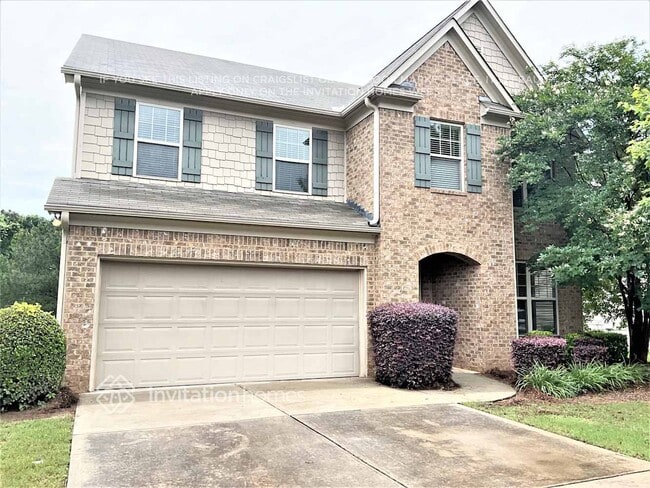 property at 3574 Fallen Oak Ln