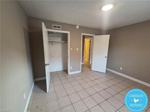 1500 Autumn Dr, Unit 1 in Greensboro, NC - Building Photo - Building Photo