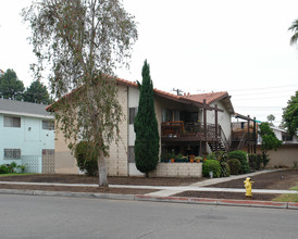 2077 S Sprague Ln in Anaheim, CA - Building Photo - Building Photo