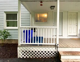 23 Cayuga Pl in Forty Fort, PA - Building Photo - Building Photo