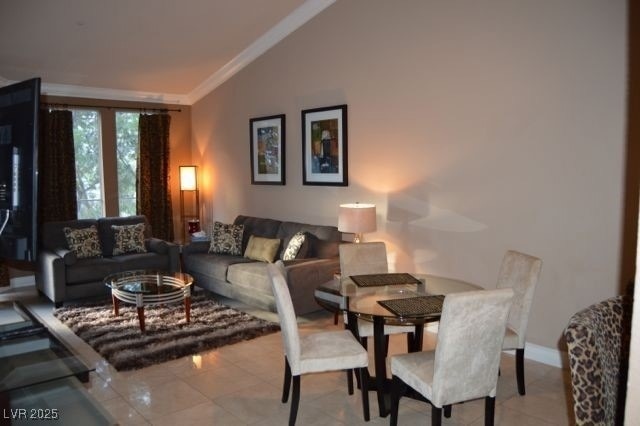 210 E Flamingo Rd, Unit 311 in Las Vegas, NV - Building Photo - Building Photo