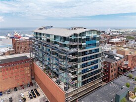 701 W Lakeside Ave in Cleveland, OH - Building Photo