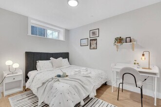 2145 W 32nd Ave in Vancouver, BC - Building Photo - Building Photo