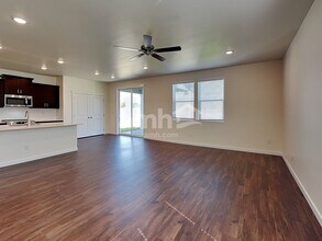 9348 W Shumard St in Star, ID - Foto de edificio - Building Photo