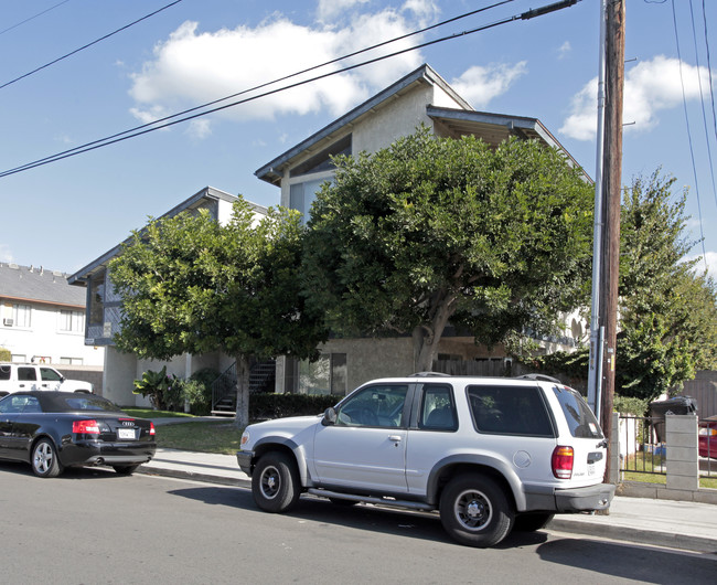 Westminster 6 Units in Westminster, CA - Building Photo - Building Photo