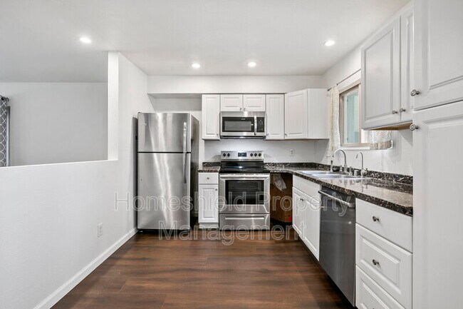 4098 Valeta St in San Diego, CA - Building Photo - Building Photo