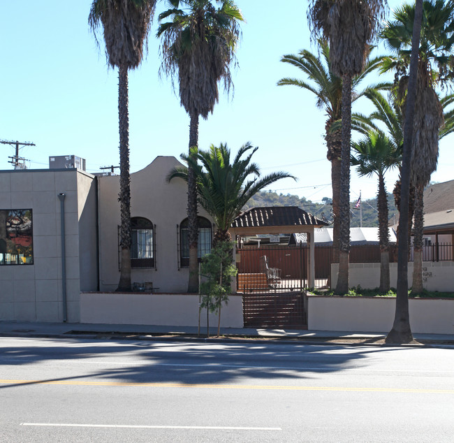 4978 Figueroa St in Los Angeles, CA - Foto de edificio - Building Photo