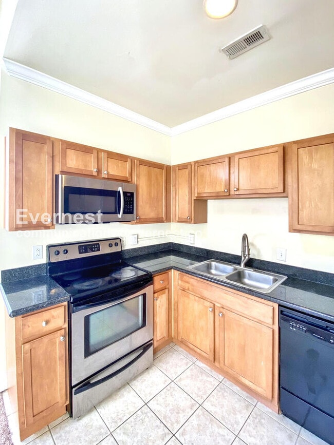 525 E Grace St in Richmond, VA - Building Photo - Building Photo