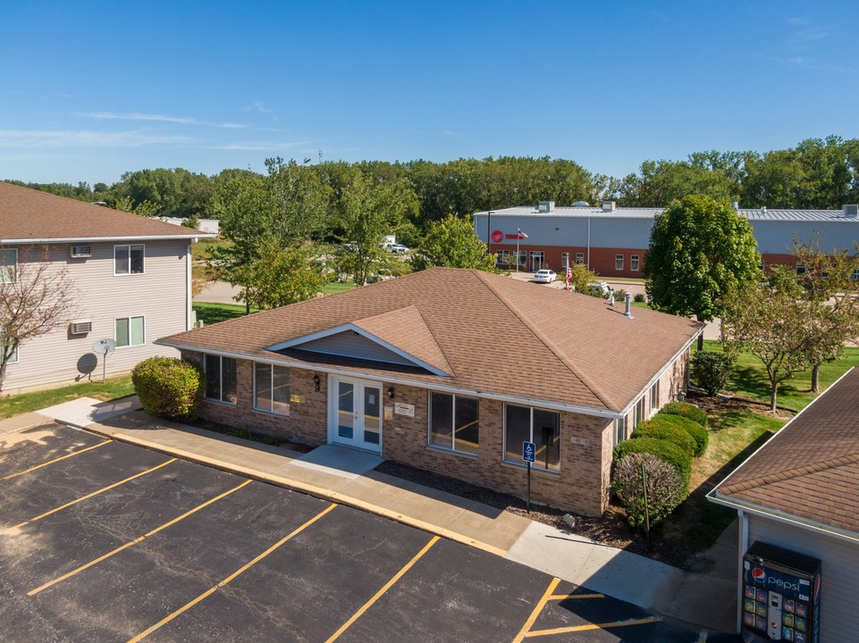 Ashford Apartments in Davenport, IA - Foto de edificio