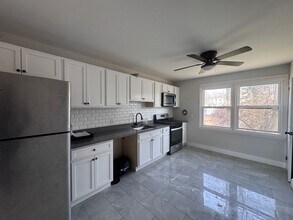 311 Blake St in New Haven, CT - Building Photo - Building Photo
