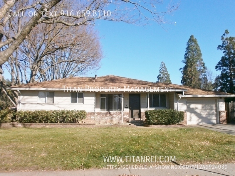 5401 Sandburg Dr in Sacramento, CA - Building Photo