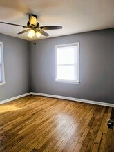 7630 S Jeffery Blvd in Chicago, IL - Building Photo - Building Photo