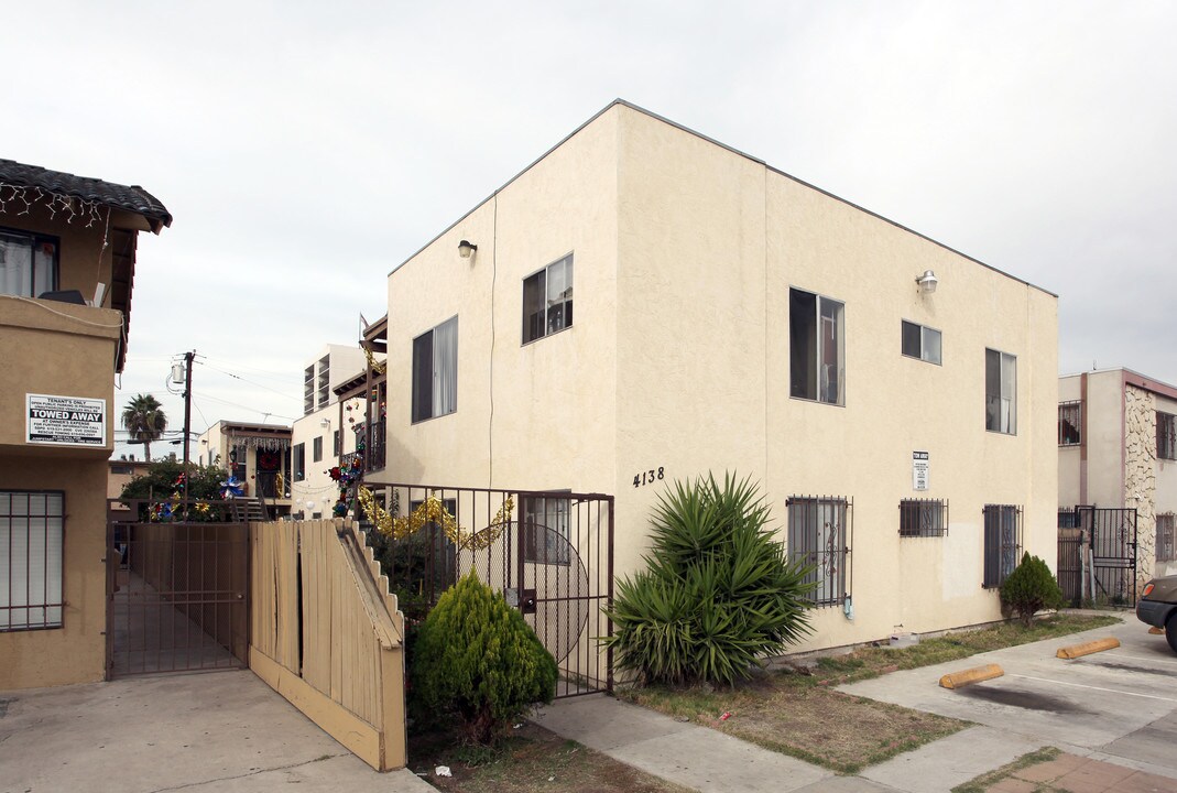 4138 Van Dyke Ave in San Diego, CA - Building Photo