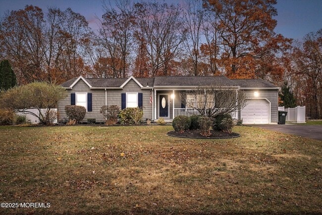 29 Anita Dr in Jackson Township, NJ - Foto de edificio - Building Photo