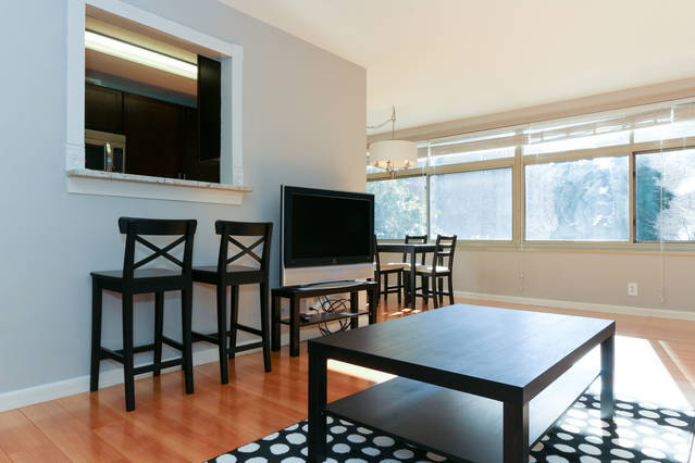 2401 H St NW, Unit 204 in Washington, DC - Building Photo