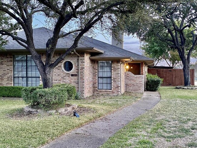 property at 823 Saint Paul Ct