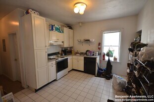 26 Haskell St, Unit 2 in Boston, MA - Building Photo